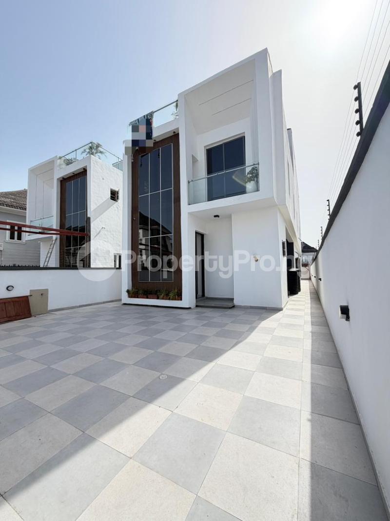 5 bedroom House for sale Chevron Lekki Lagos