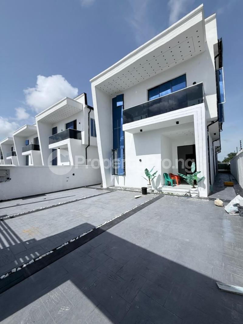 5 bedroom House for rent Mobil Road Ajah Lagos