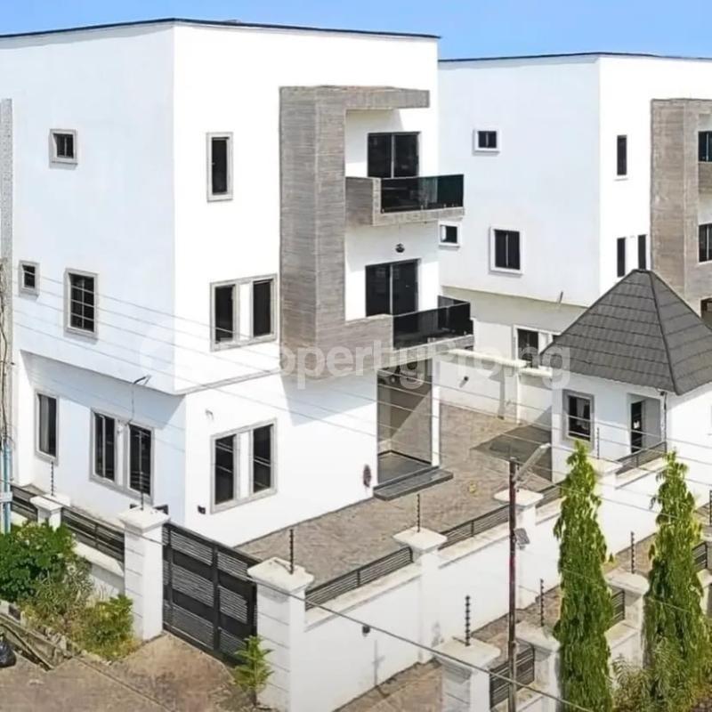 5 bedroom House for sale Gwarinpa Abuja