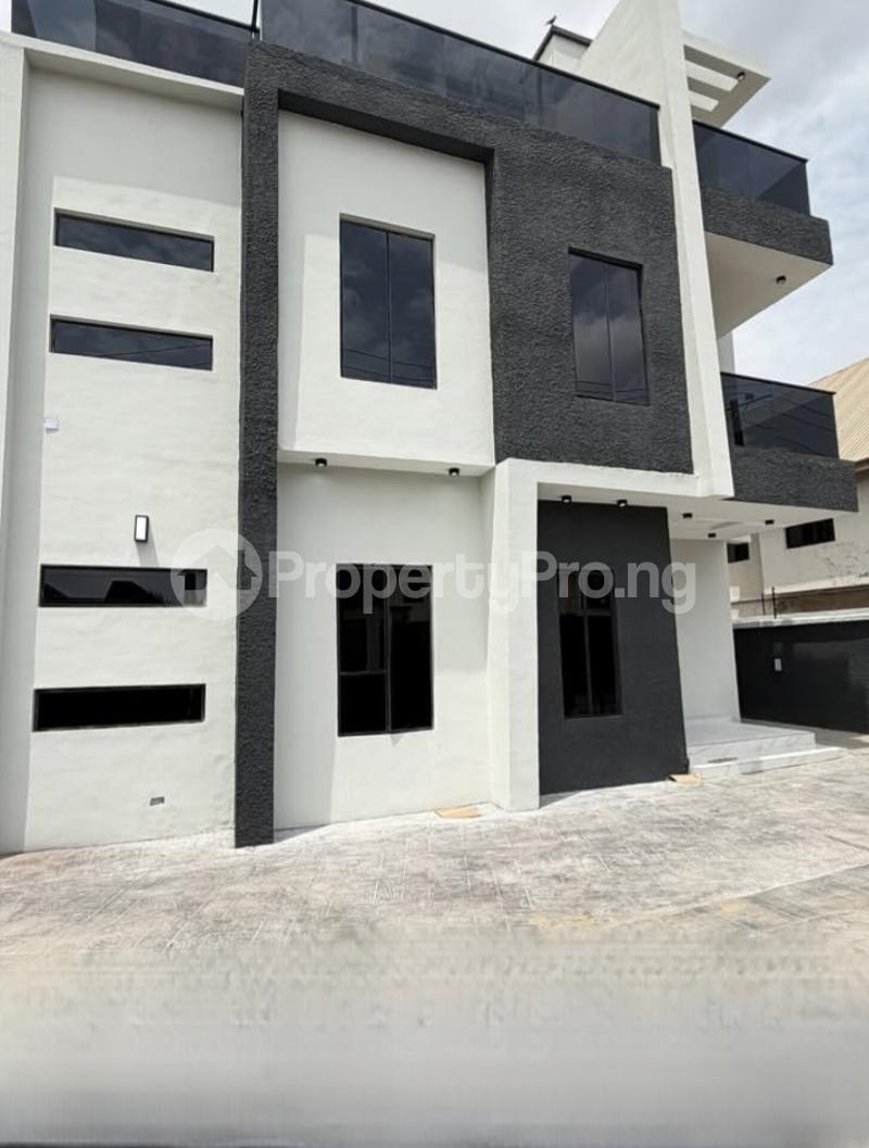 5 bedroom House for sale Adeniyi Jones Ikeja Lagos