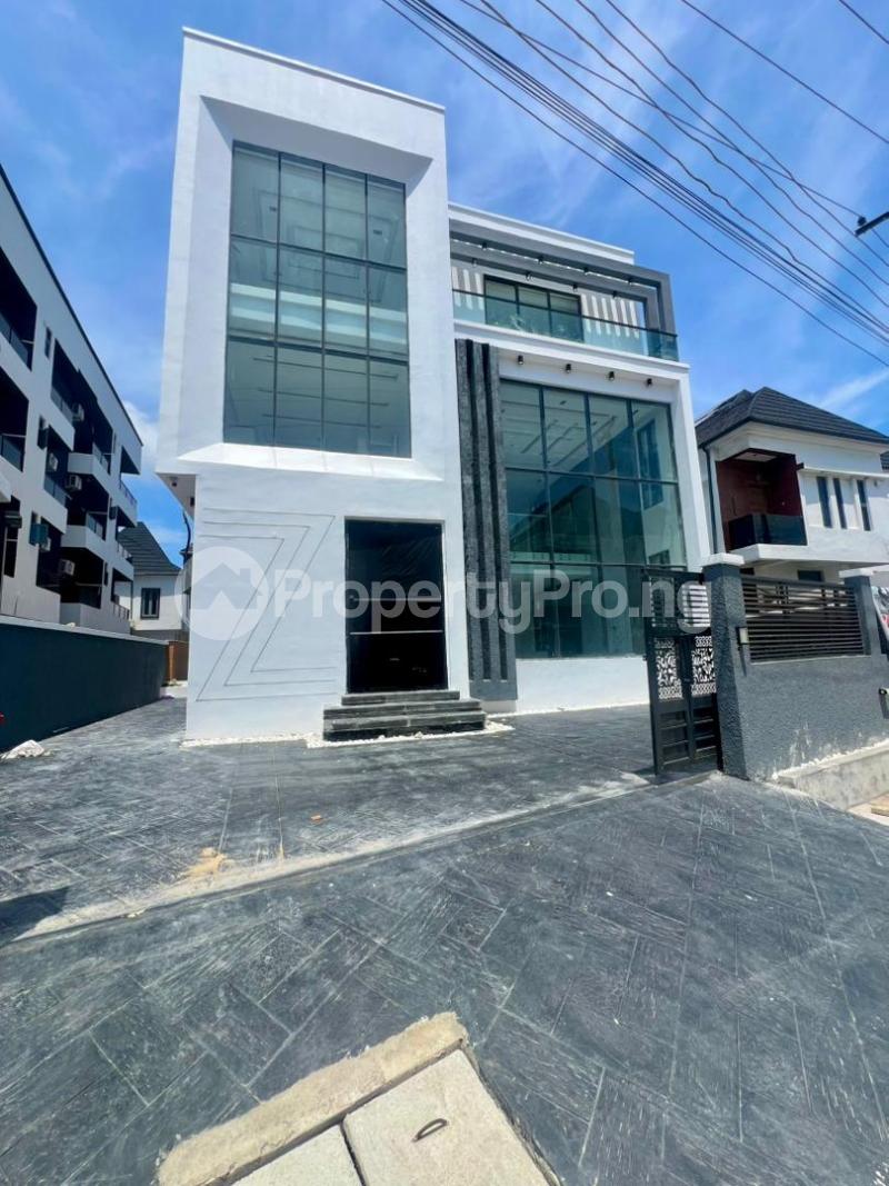 5 bedroom House for sale Ologolo Lekki Lagos