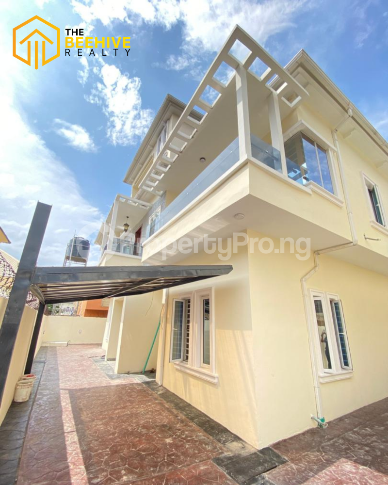 5 bedroom House for sale chevron Lekki Lagos