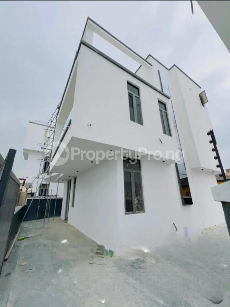 5 bedroom House for sale Omole phase 2 Ojodu Lagos