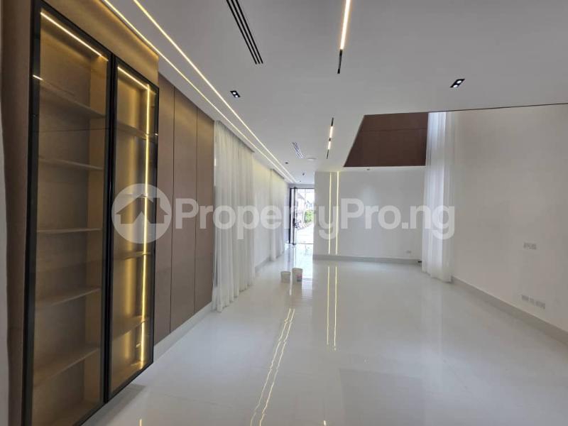5 bedroom House for sale Chevron Toll Gate Lekki Lagos