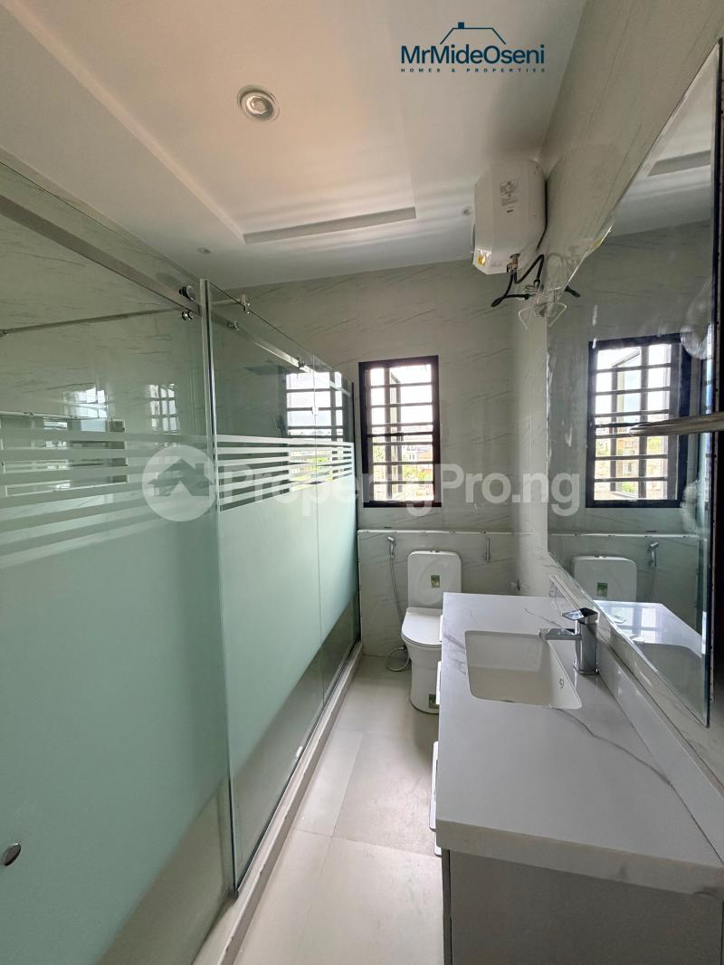 5 bedroom House for sale Kolapo Ishola Gra Akobo Ibadan Oyo