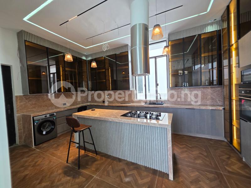 5 bedroom House for sale Chevron Lekki Lagos