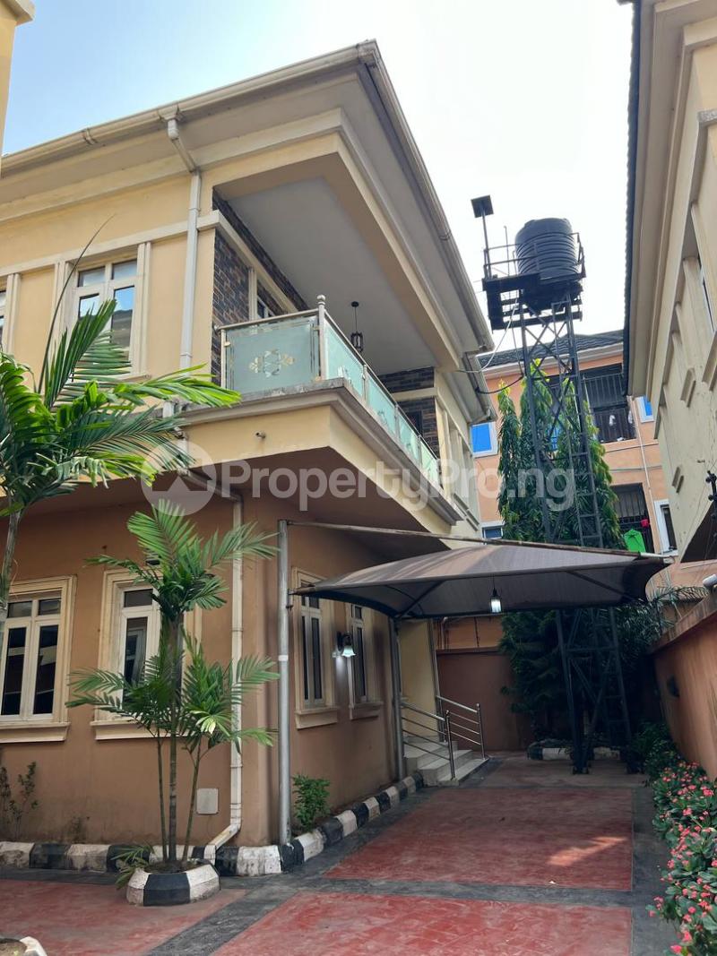 5 bedroom House for sale chevron Lekki Lagos