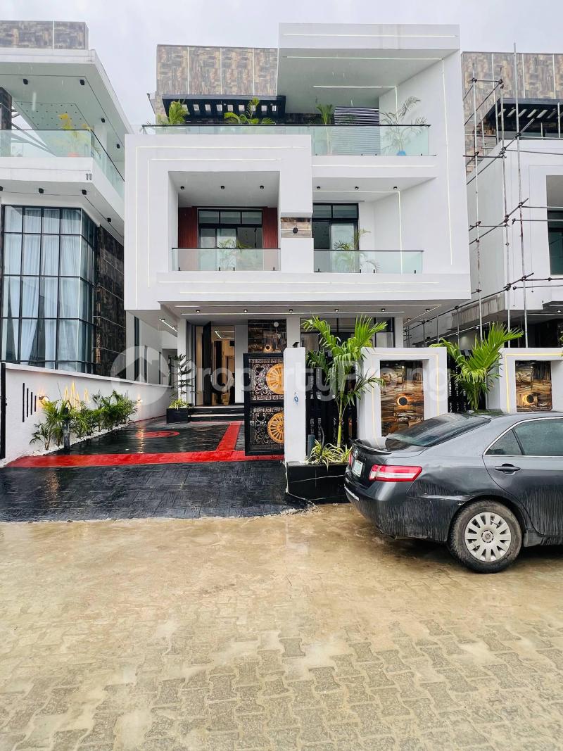 5 bedroom House for sale chevron Lekki Lagos