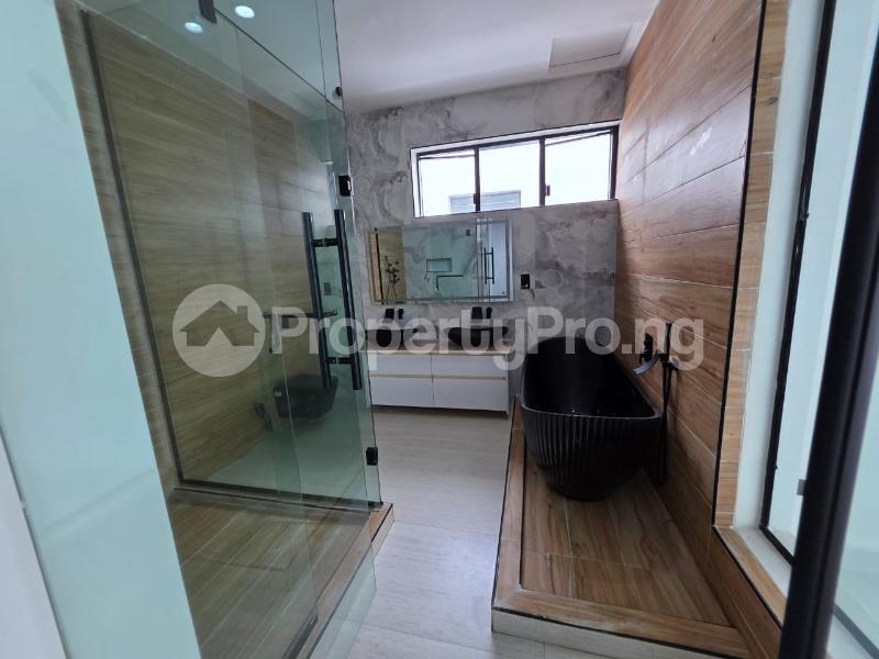 5 bedroom House for sale Chevron Lekki Lagos