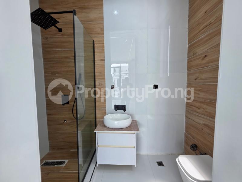 5 bedroom House for sale Chevron Lekki Lagos