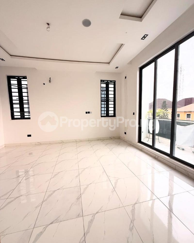 5 bedroom House for sale chevron Lekki Lagos