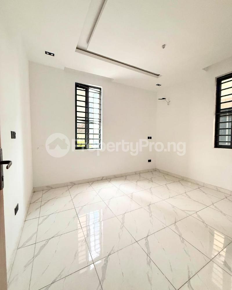 5 bedroom House for sale chevron Lekki Lagos