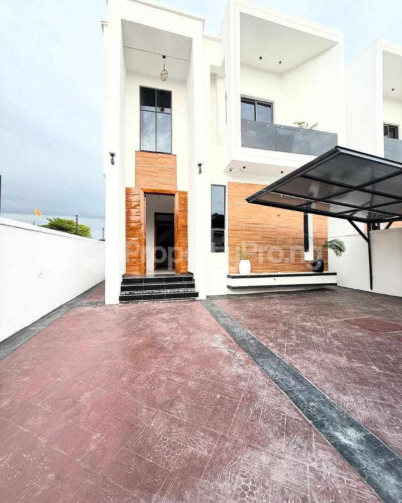 5 bedroom House for sale chevron Lekki Lagos