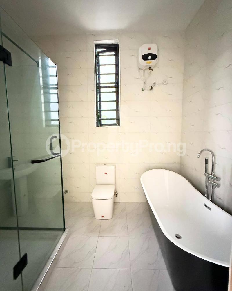 5 bedroom House for sale chevron Lekki Lagos