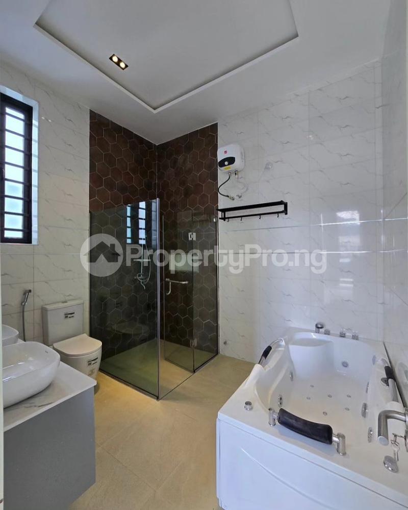 5 bedroom House for sale Osapa london Lekki Lagos