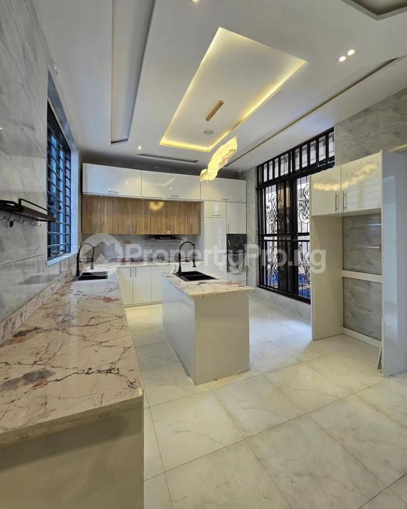 5 bedroom House for sale Osapa london Lekki Lagos