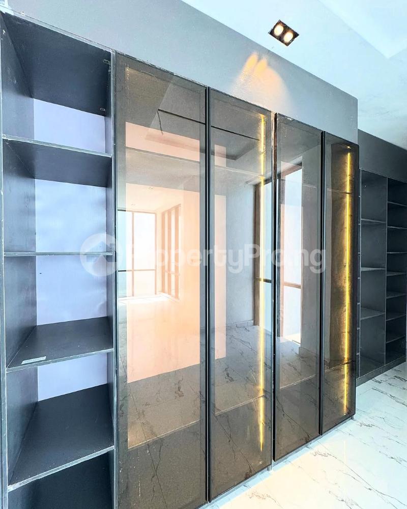 5 bedroom House for sale chevron Lekki Lagos