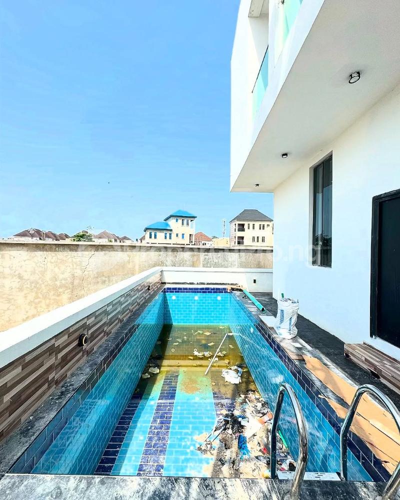 5 bedroom House for sale chevron Lekki Lagos