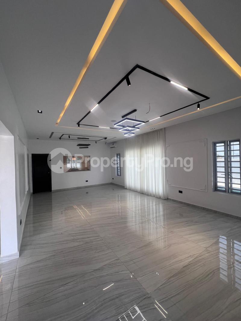 5 bedroom House for sale Osapa london Lekki Lagos