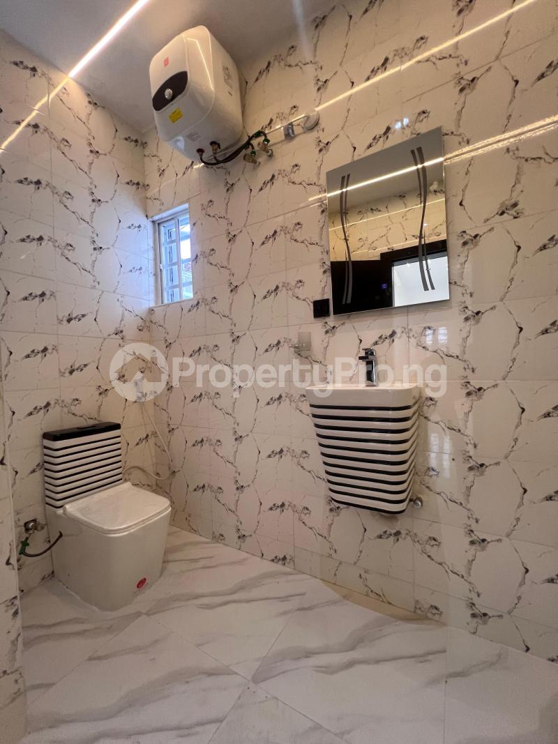 5 bedroom House for sale Osapa london Lekki Lagos