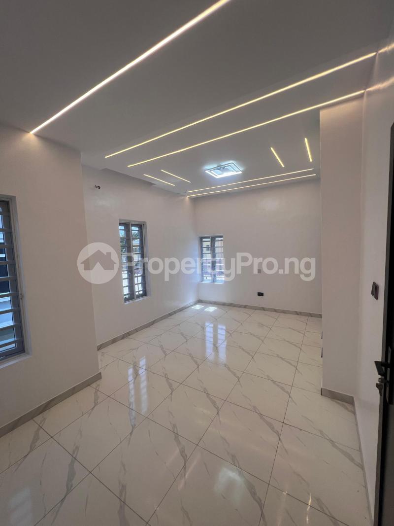 5 bedroom House for sale Osapa london Lekki Lagos