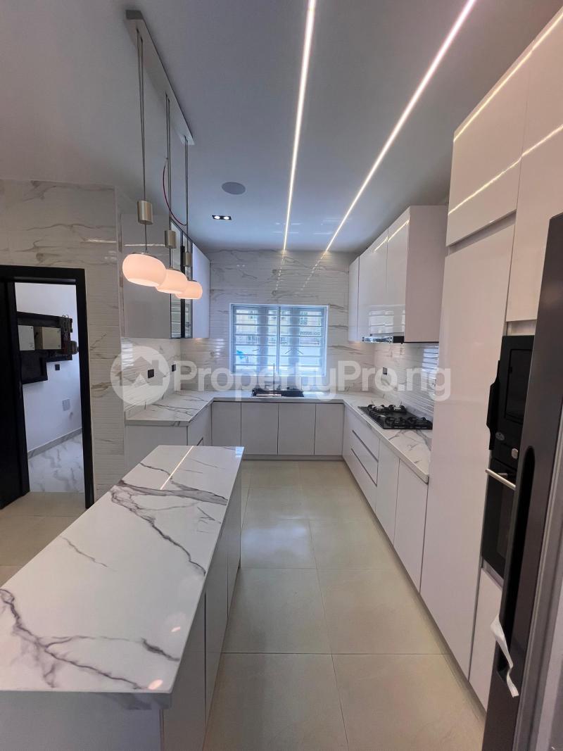 5 bedroom House for sale Osapa london Lekki Lagos