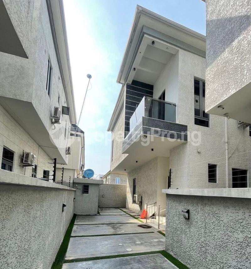 5 bedroom House for rent chevron Lekki Lagos