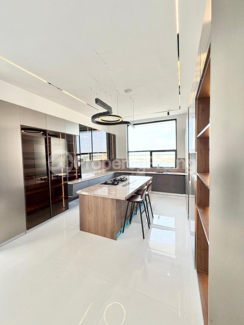 5 bedroom House for sale Osapa london Lekki Lagos