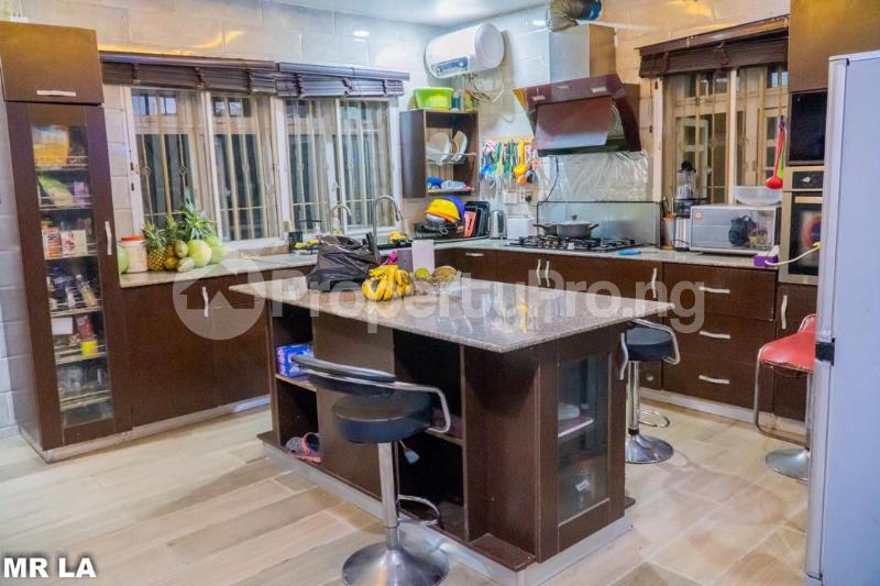 6 bedroom House for sale Fcda Scheme Kubwa Abuja