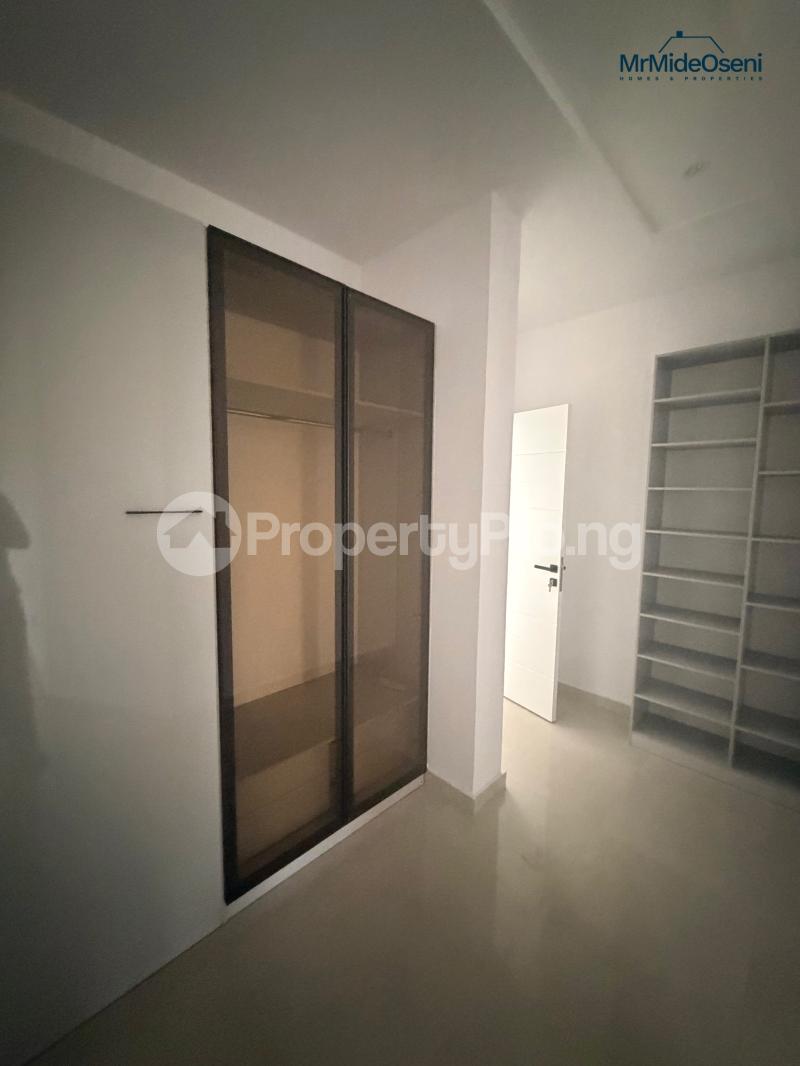 5 bedroom House for sale Kolapo Ishola Gra Akobo Ibadan Oyo