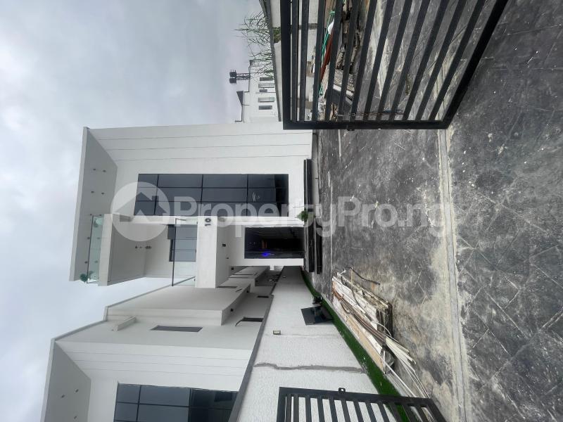 5 bedroom House for sale Chevron Alternative Route Lekki Lagos