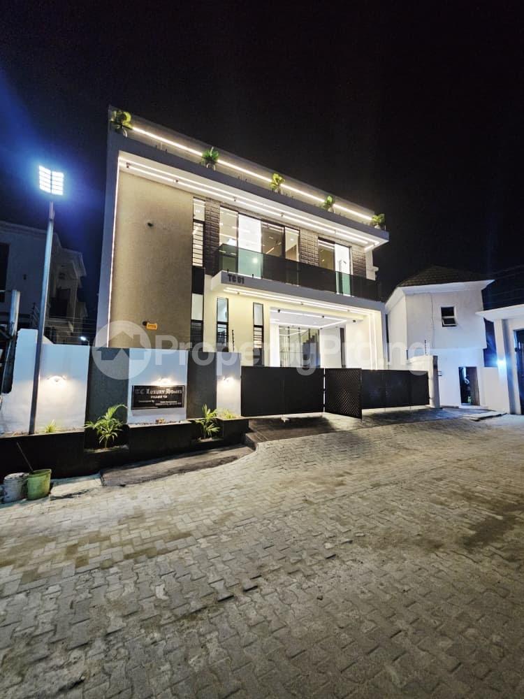 5 bedroom House for sale Lekki Lagos