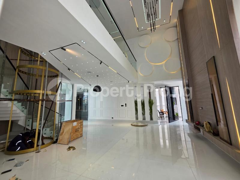 5 bedroom House for sale Chevron Lekki Lagos