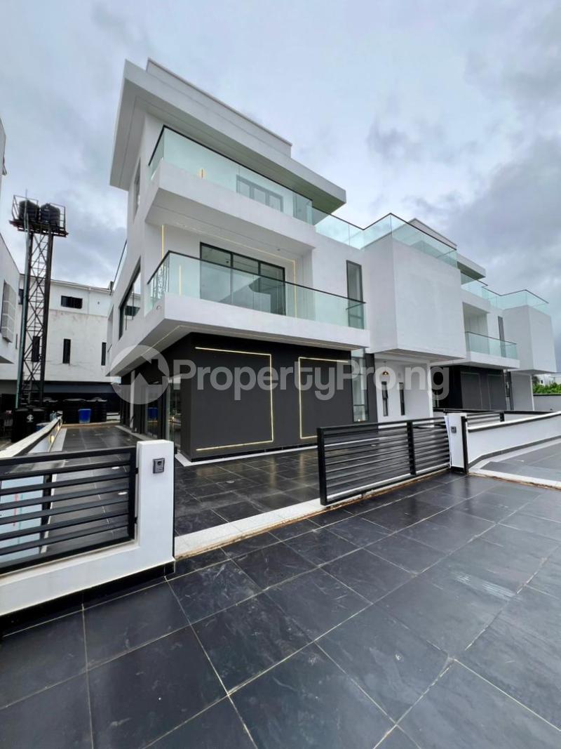 5 bedroom House for sale Chevron Lekki Lagos