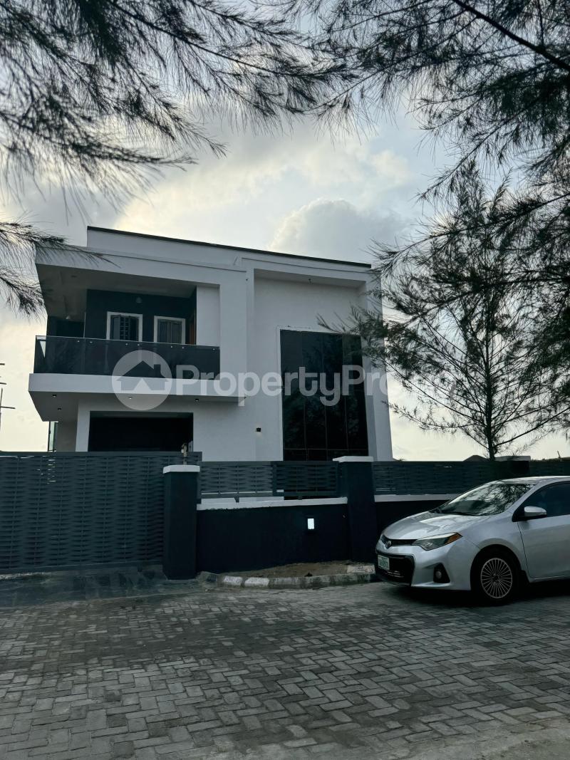 5 bedroom House for sale Genesis Court Phase 3, General Paints, Abraham adesanya estate Ajah Lagos