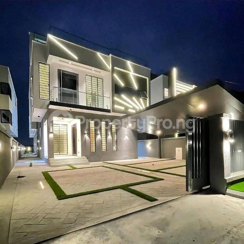 5 bedroom House for sale Pinnock Beach Estate Osapa chevron Lekki Lagos