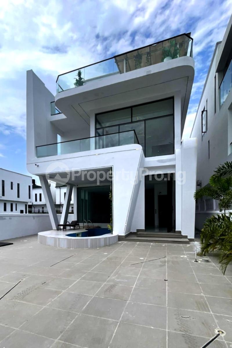 5 bedroom House for sale Chevron Lekki Lagos