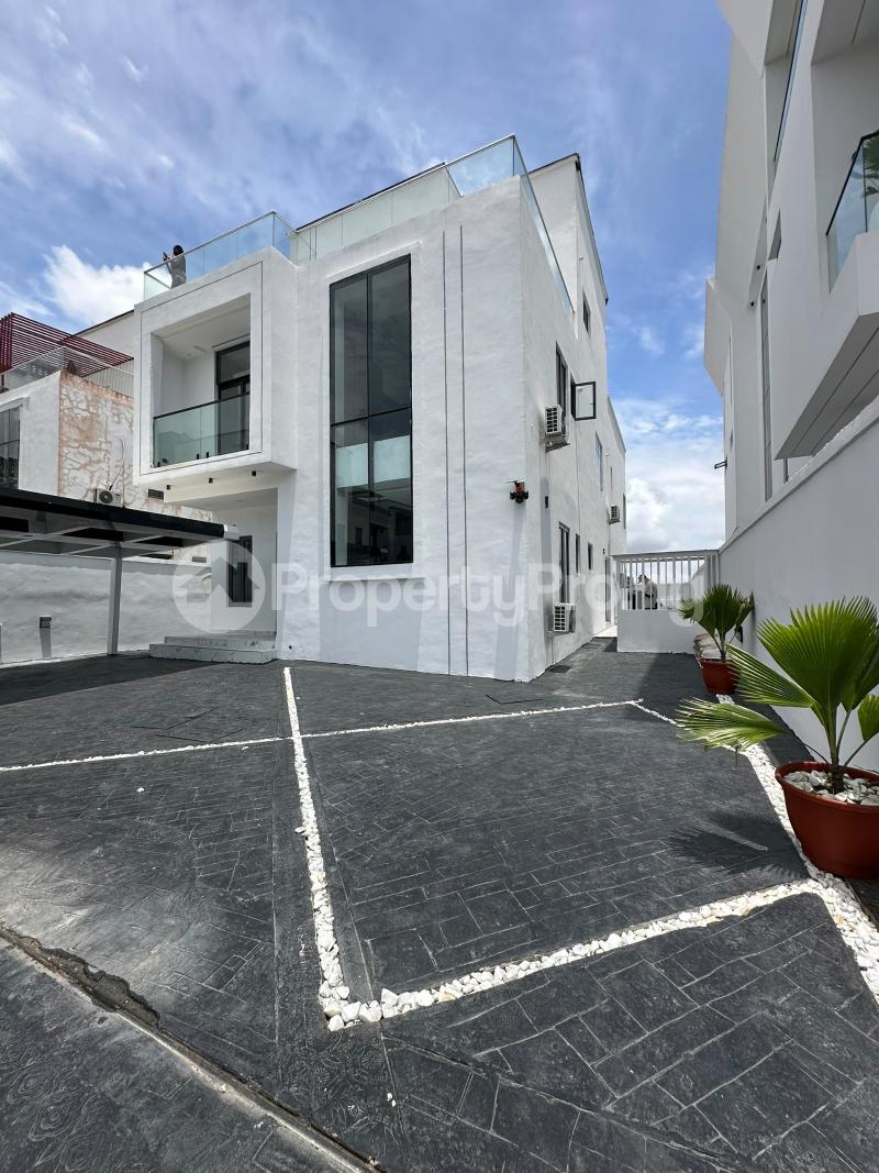 5 bedroom House for sale Osapa london Lekki Lagos