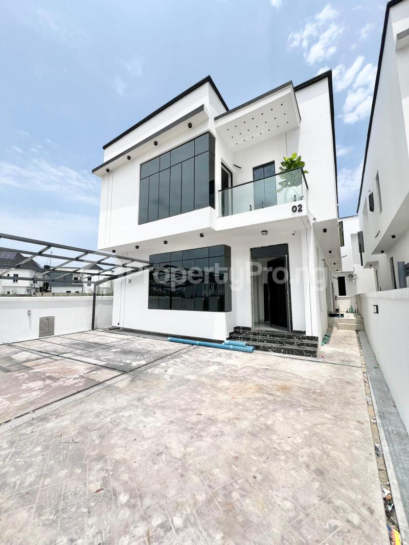5 bedroom House for sale Toll Gate, chevron Lekki Lagos