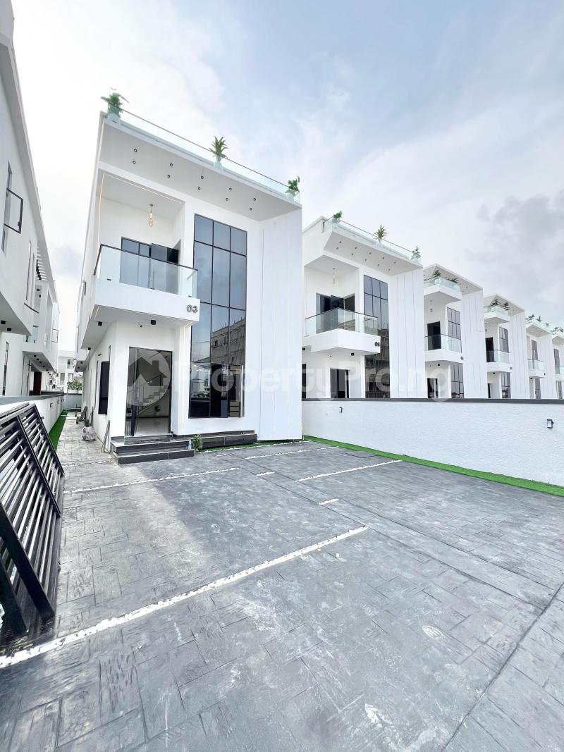 5 bedroom House for sale chevron Lekki Lagos