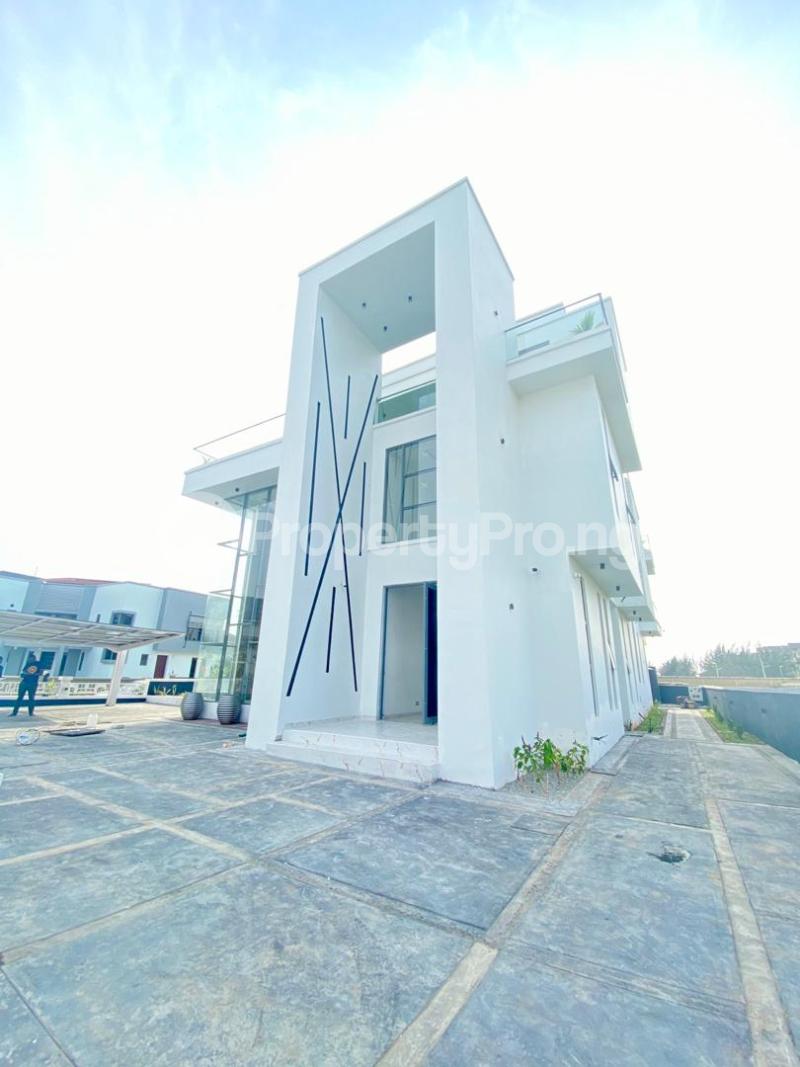 5 bedroom House for sale Osapa London, Lekki. With Impeccable Features Which Includes Double Volume Living Room, Private Cinema, Fully Fitted Kitchen, Swimming Pool, Rooftop Terrace, Private Gym, Astroturf Play Area Osapa london Lekki Lagos