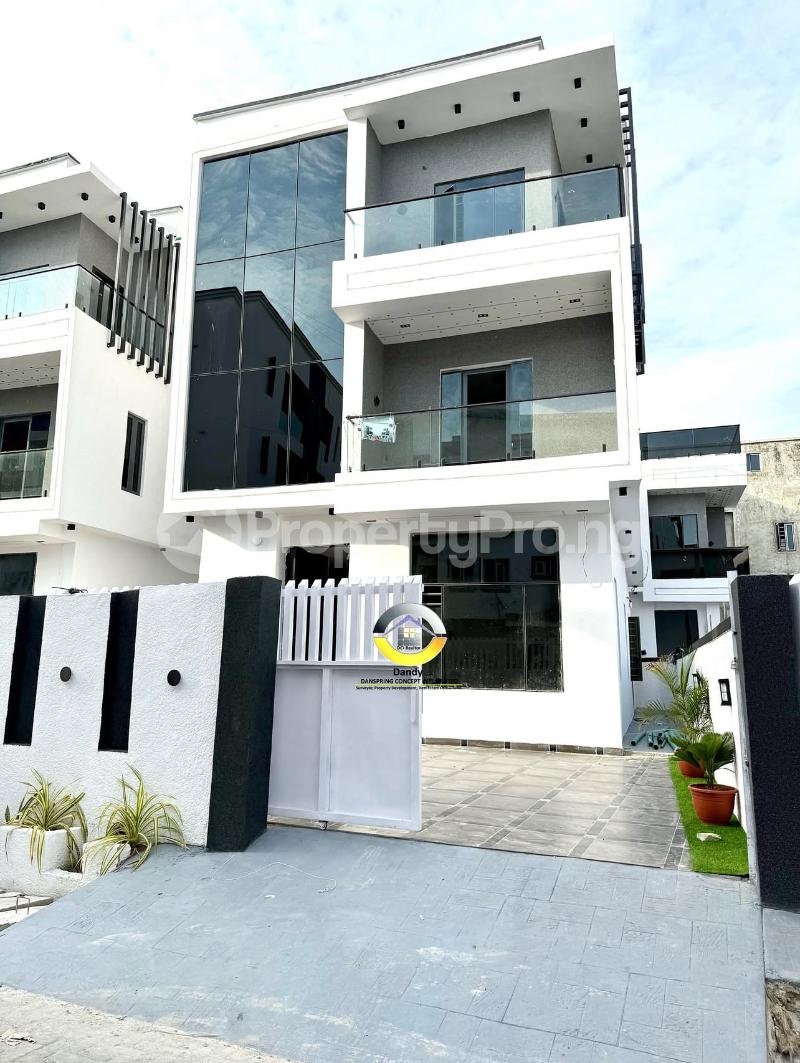 5 bedroom House for sale Ologolo Lekki Lagos