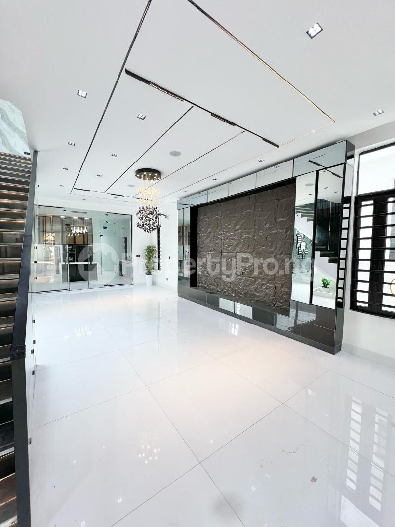 5 bedroom House for sale Toll Gate chevron Lekki Lagos