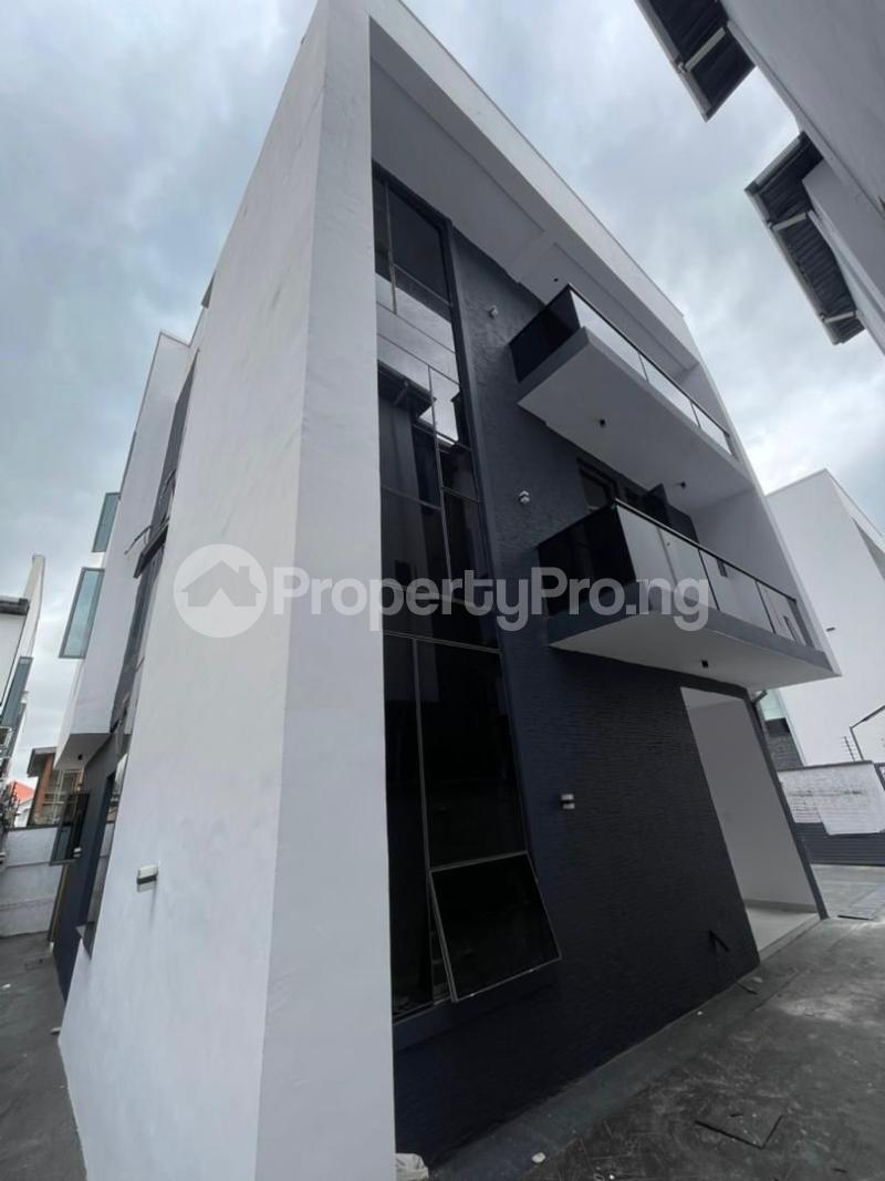 5 bedroom House for sale Adeniyi Jones Ikeja Lagos