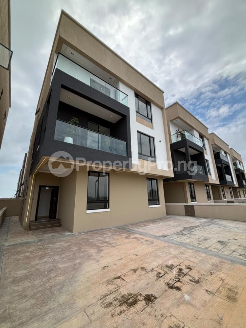 5 bedroom House for sale Osapa london Lekki Lagos