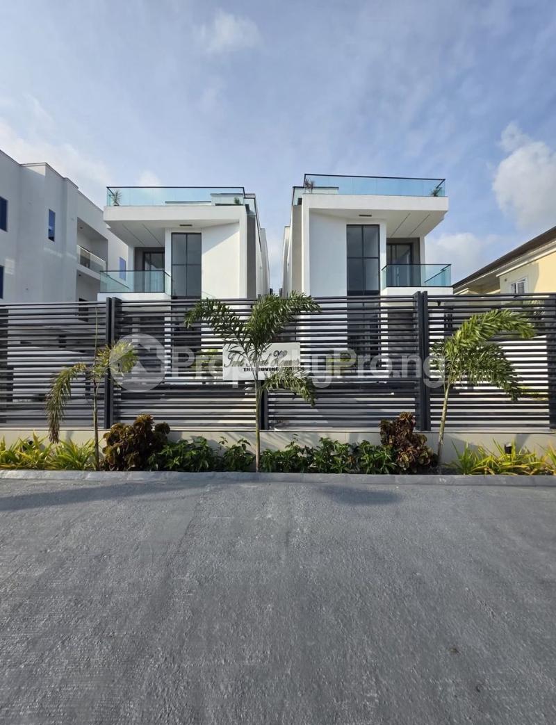 5 bedroom House for sale chevron Lekki Lagos