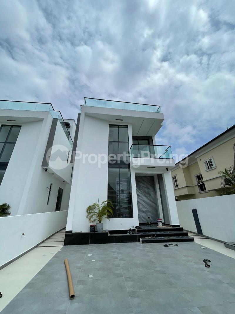 5 bedroom House for sale Chevron Lekki Lagos