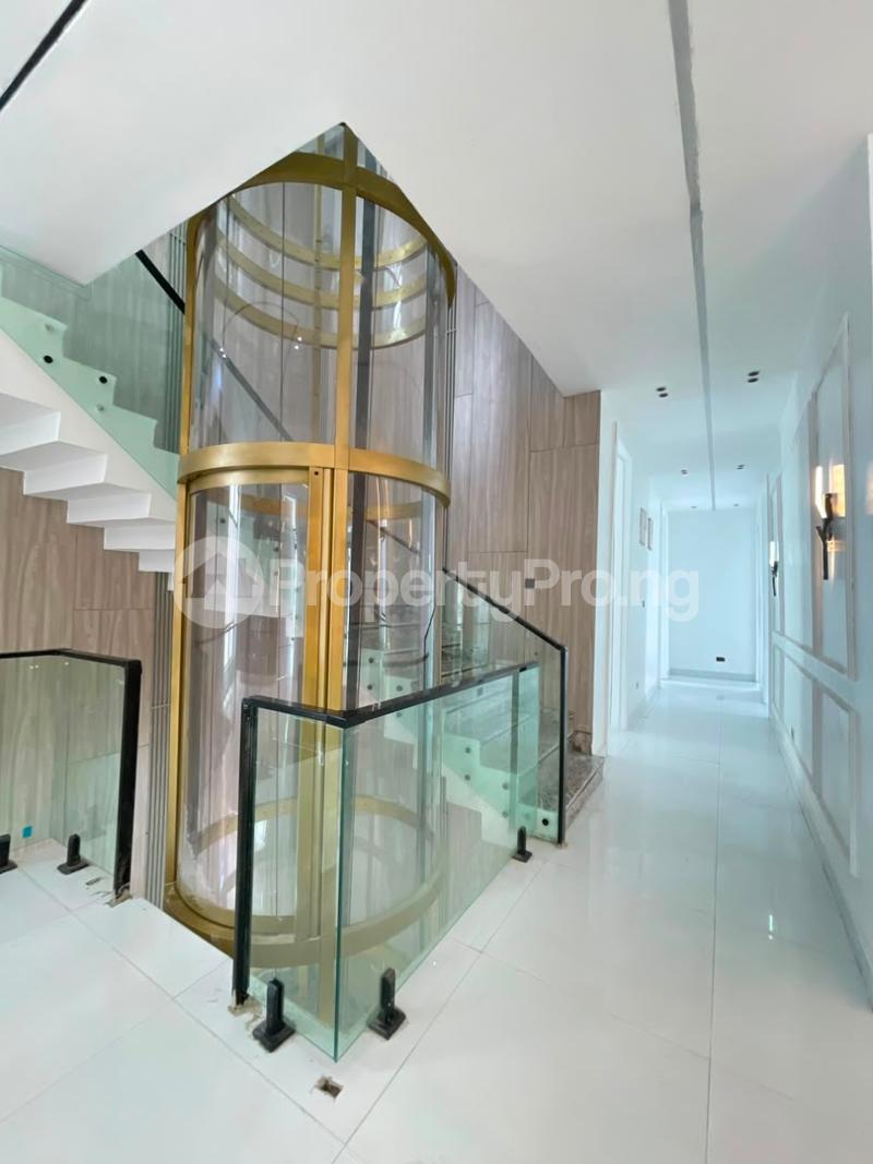 5 bedroom House for sale Chevron Lekki Lagos