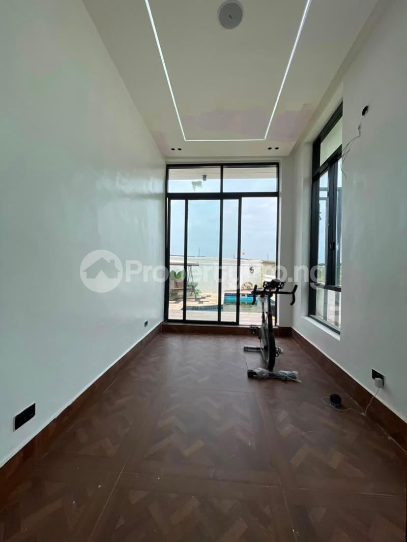 5 bedroom House for sale Chevron Lekki Lagos