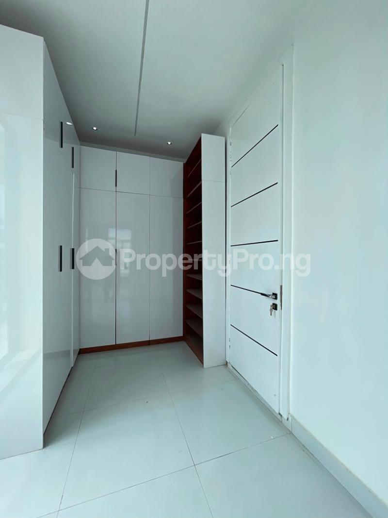 5 bedroom House for sale Chevron Lekki Lagos